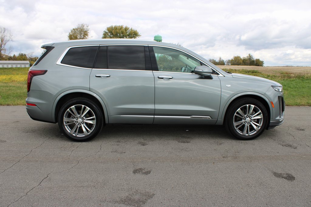 Used 2023 Cadillac XT6 Premium Luxury image 8