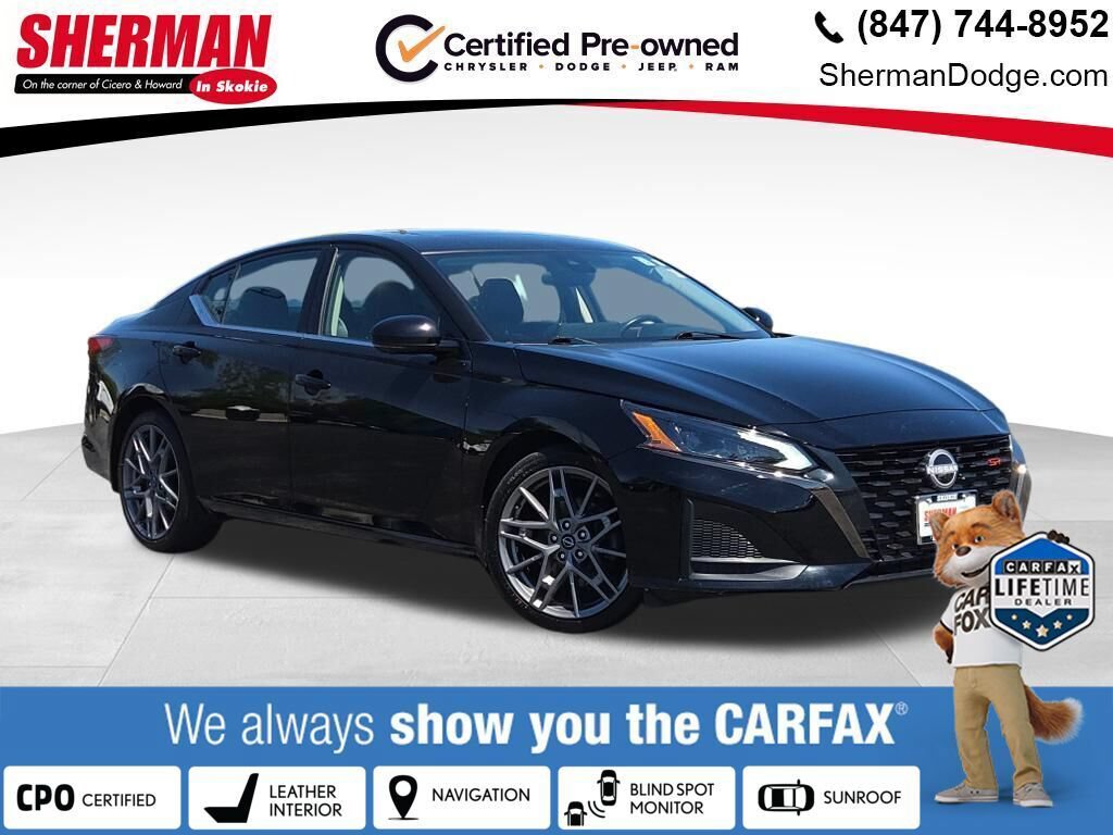 Used 2023 Nissan Altima 2.0 SR FWD image 1