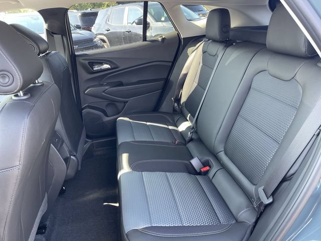 New 2026 Chevrolet Trax LT w/ Sunroof Package FWD image 22