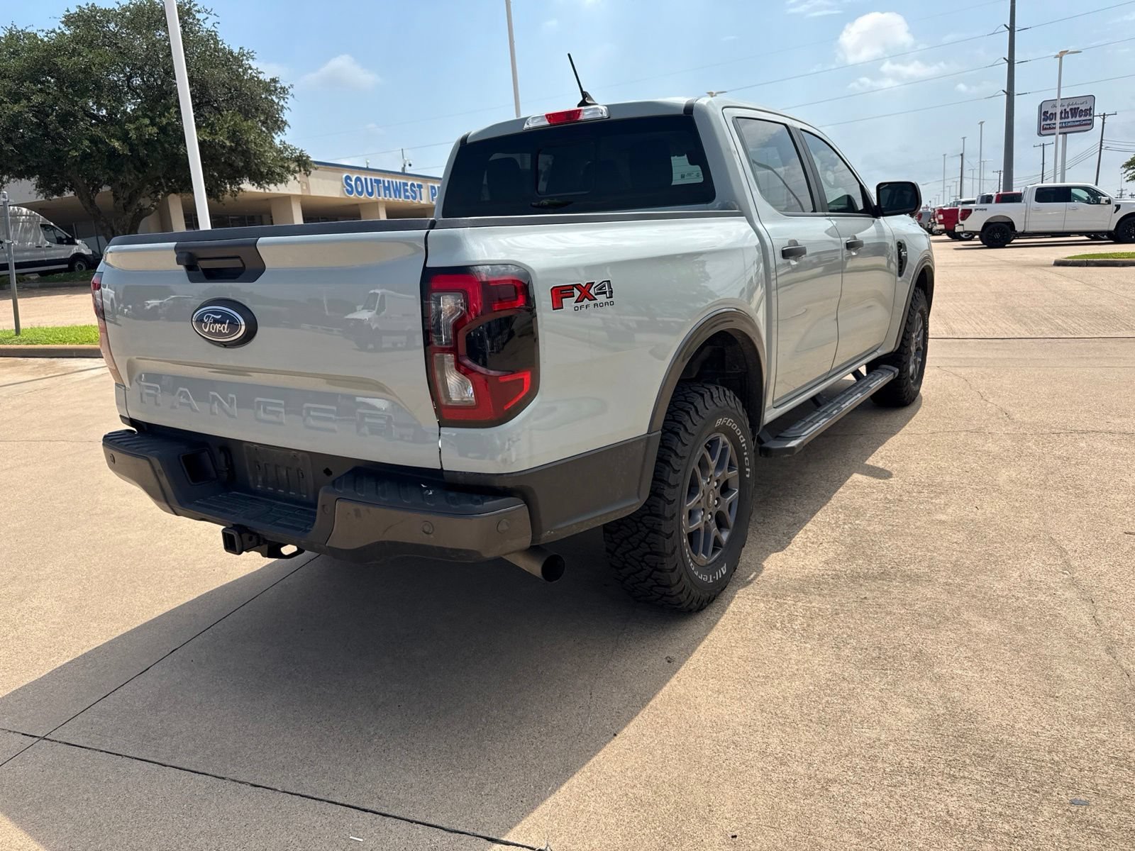 Used 2024 Ford Ranger XLT AWD/4WD image 7