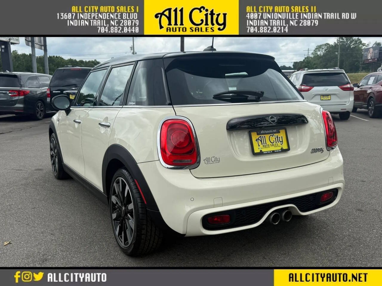Used 2019 MINI Cooper S FWD image 5