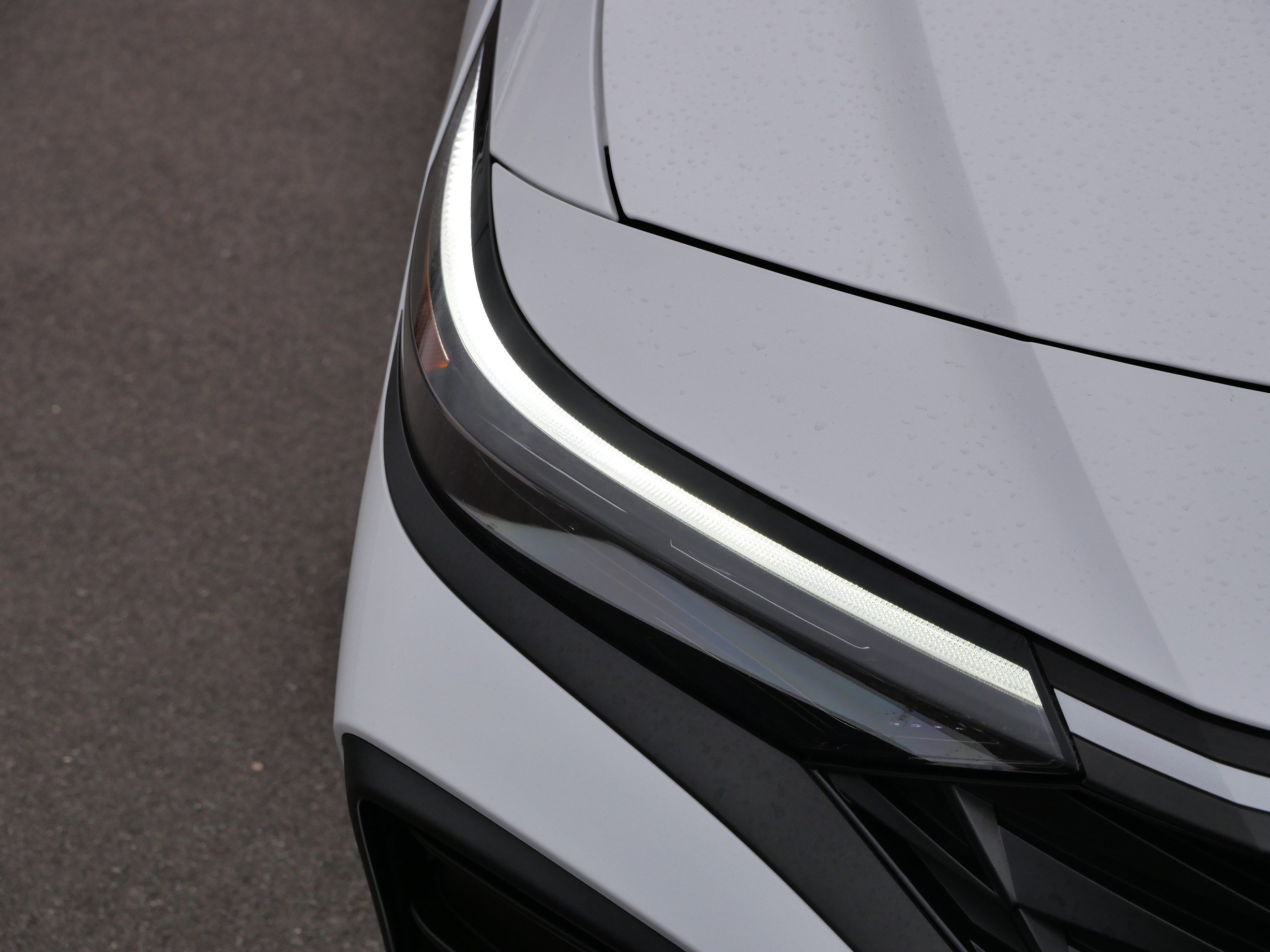 Used 2025 Hyundai Elantra Sport image 16