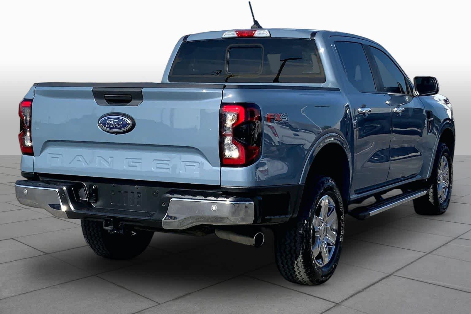 Used 2024 Ford Ranger XLT w/ FX4 Off-Road Package AWD/4WD image 13