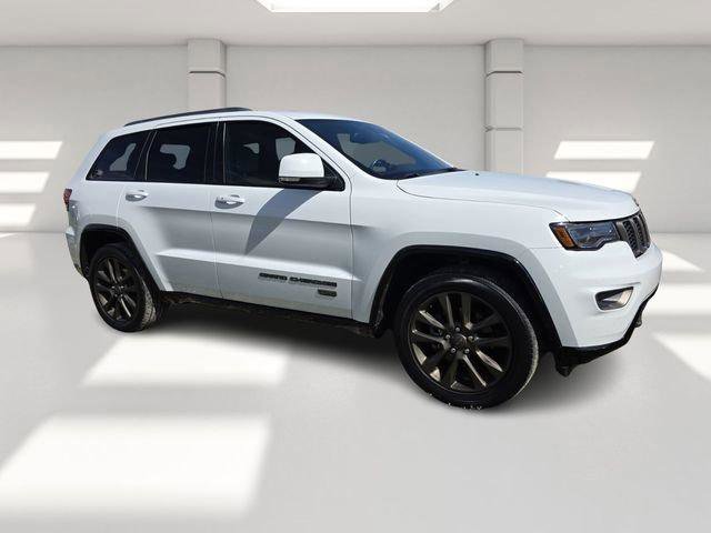 Used 2016 Jeep Grand Cherokee Limited 75th Anniversary image 2