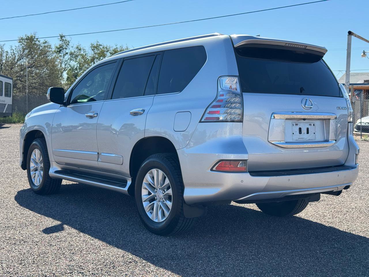 Used 2016 Lexus GX 460 w/ Premium Package image 10
