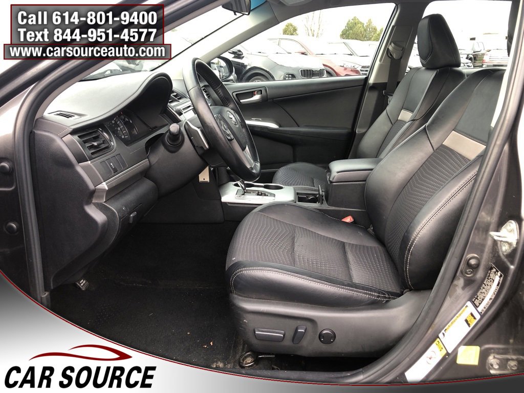 Used 2014 Toyota Camry L image 14