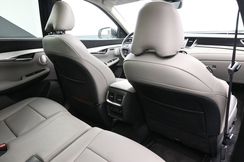 Used 2024 INFINITI QX50 Sensory AWD/4WD image 13