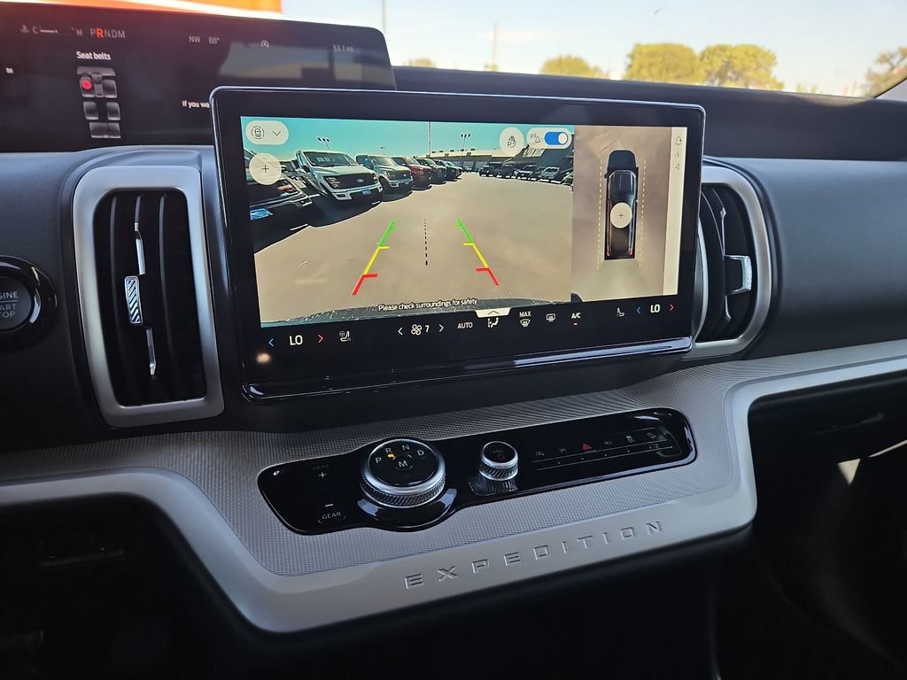 New 2025 Ford Expedition Active image 24