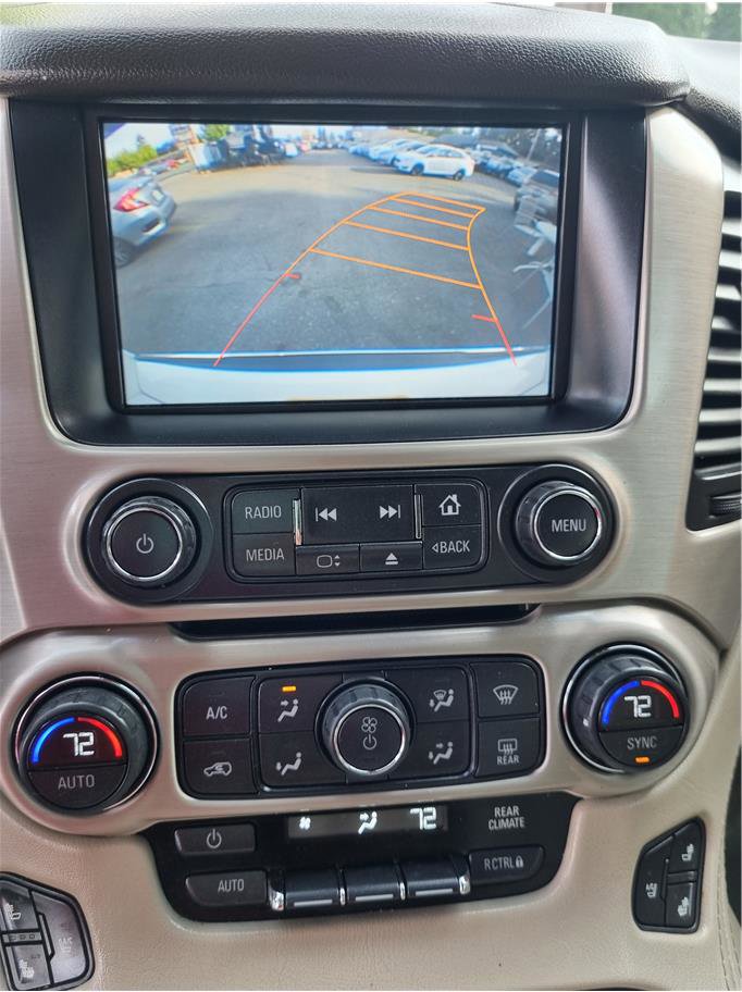 Used 2015 GMC Yukon XL Denali w/ Premium Package AWD/4WD image 23