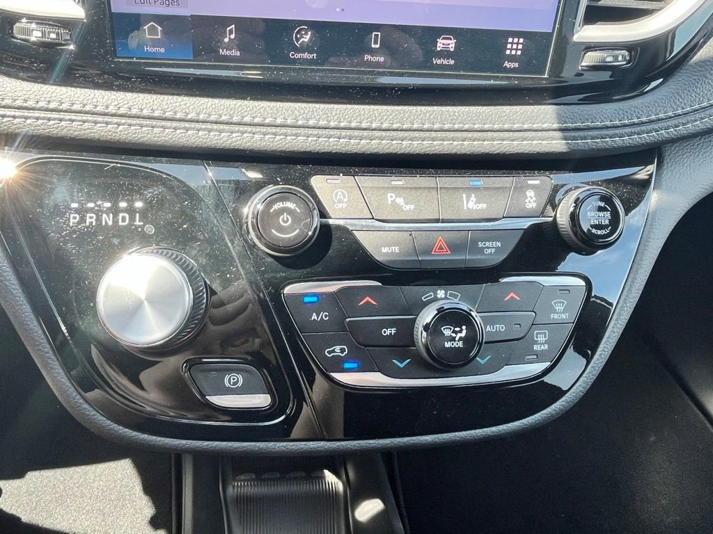 New 2026 Chrysler Pacifica Select FWD image 15