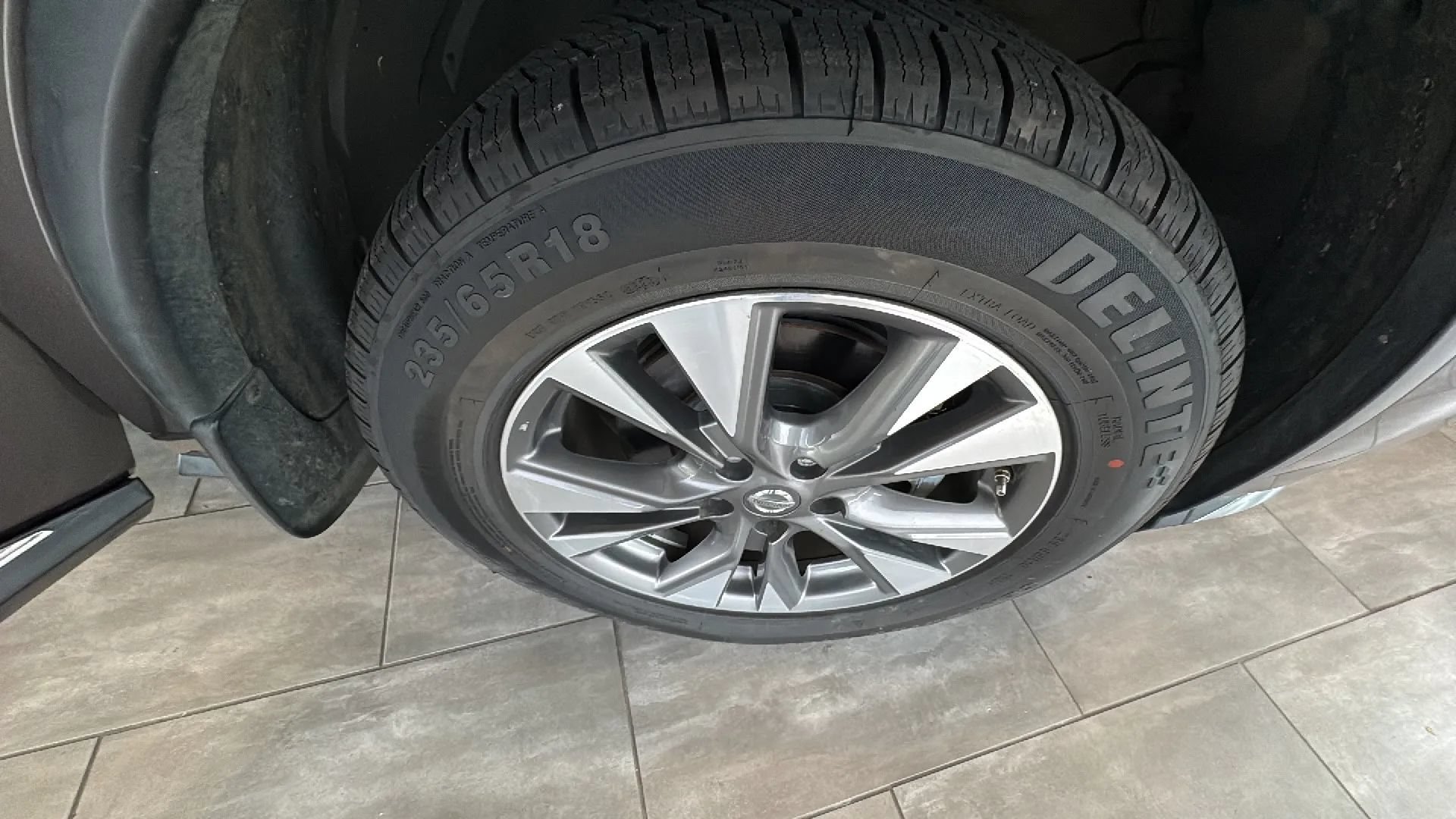Used 2018 Nissan Murano S FWD image 14