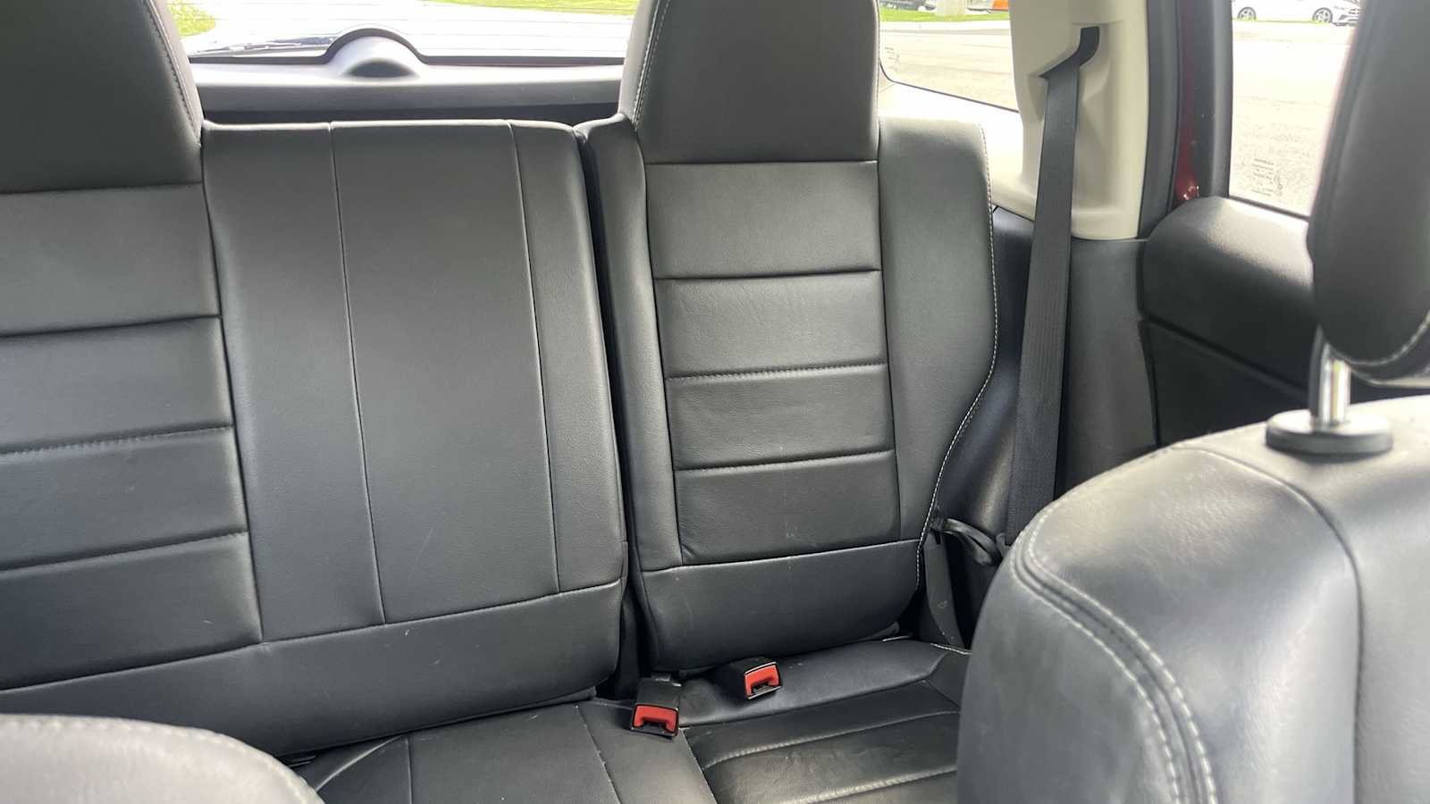 Used 2015 Jeep Patriot High Altitude AWD/4WD image 32