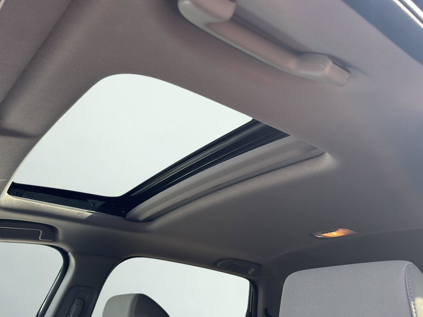 Used 2022 Honda CR-V EX image 24