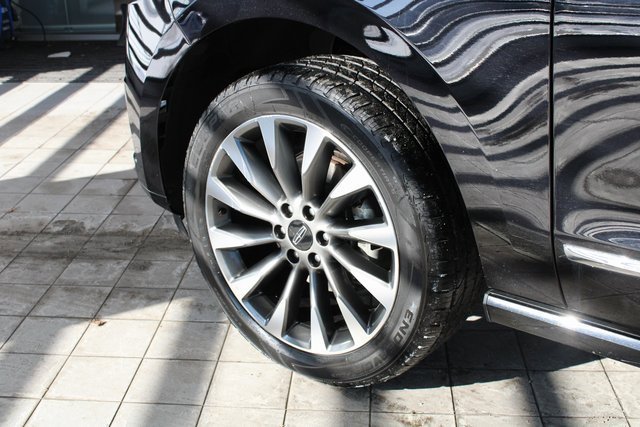 Used 2019 Lincoln Navigator Select image 26