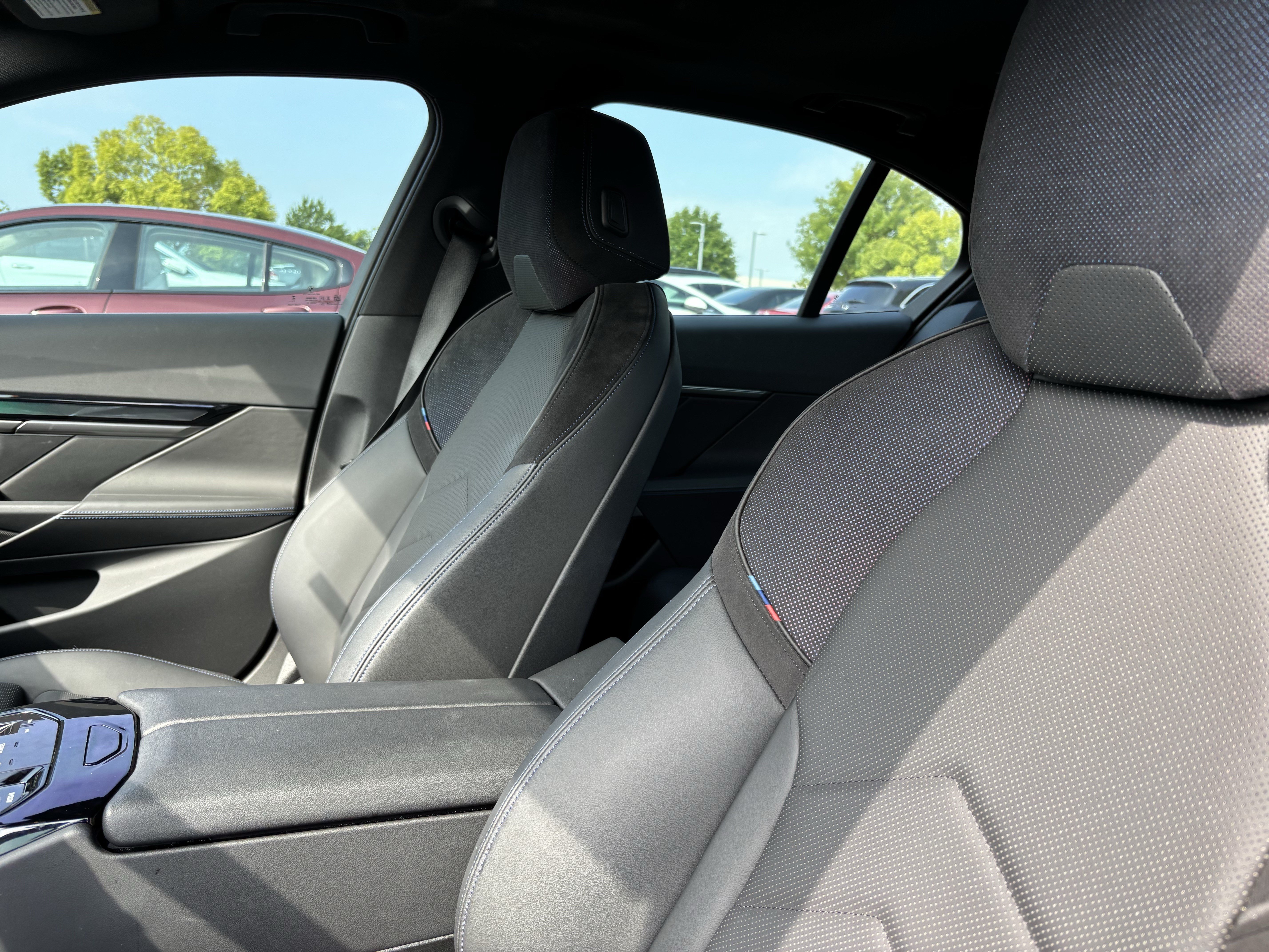 Certified 2024 BMW i5 eDrive40i w/ M Sport Package RWD image 17