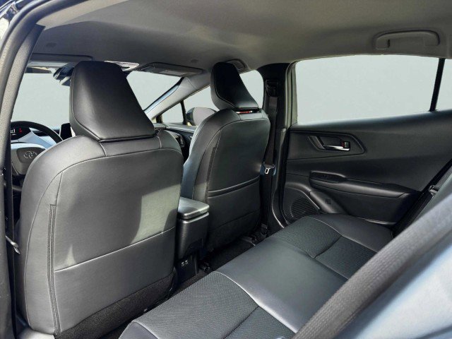 Used 2025 Toyota Prius image 40