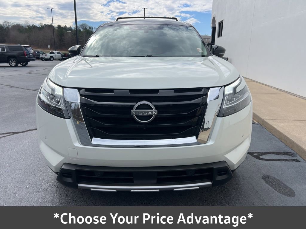 Used 2023 Nissan Pathfinder SL image 9