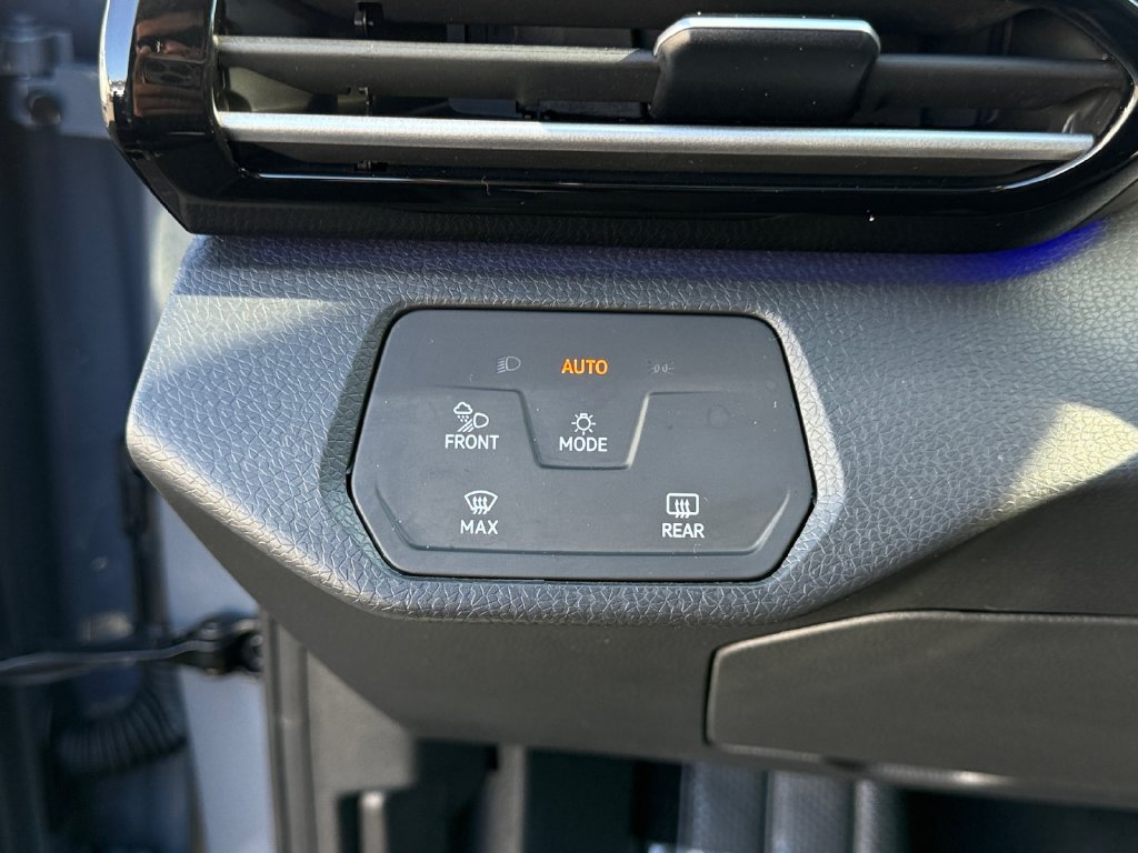 Used 2024 Volkswagen ID.4 S RWD image 20