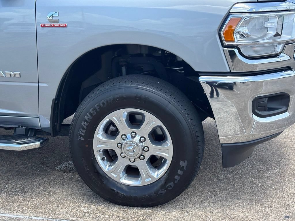 Used 2024 RAM 3500 Big Horn AWD/4WD image 8