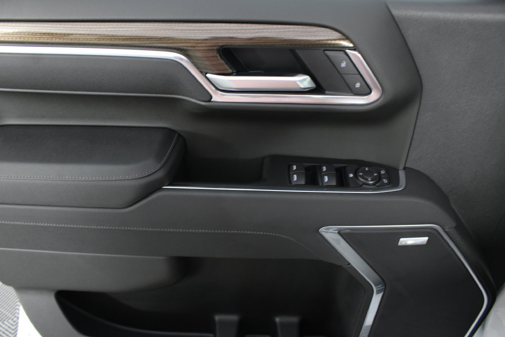 New 2026 Chevrolet Silverado 1500 LT Trail Boss w/ LT Trail Boss Premium Package AWD/4WD image 14