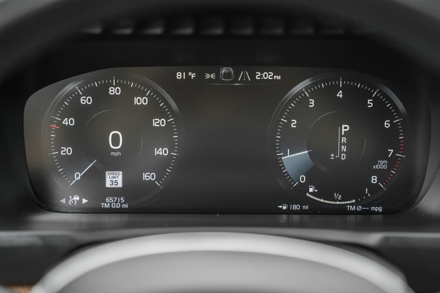 Used 2022 Volvo XC90 T6 Momentum w/ Advanced Package image 45