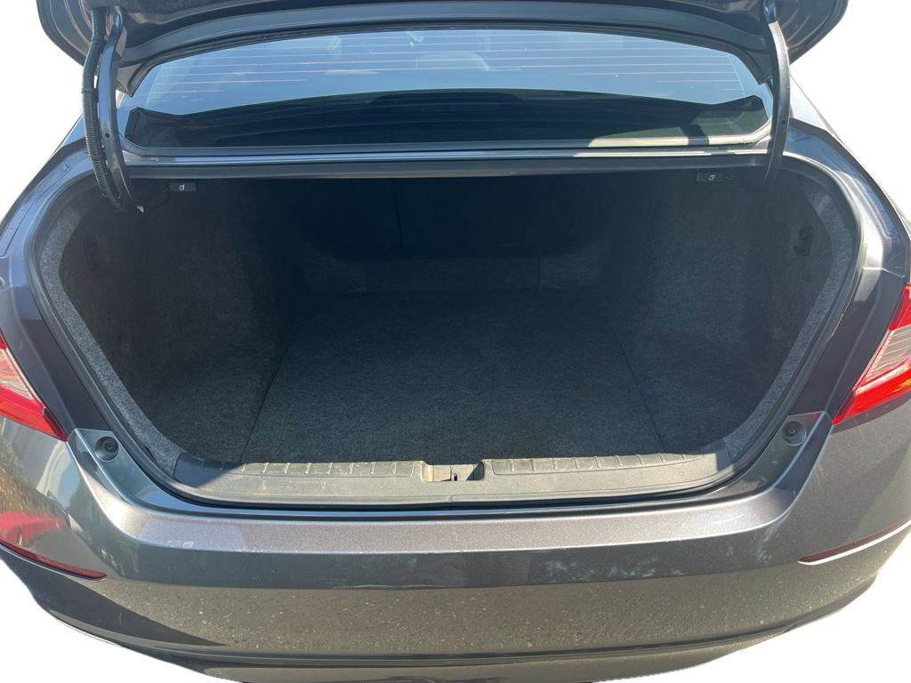 Used 2018 Honda Accord EX-L image 7