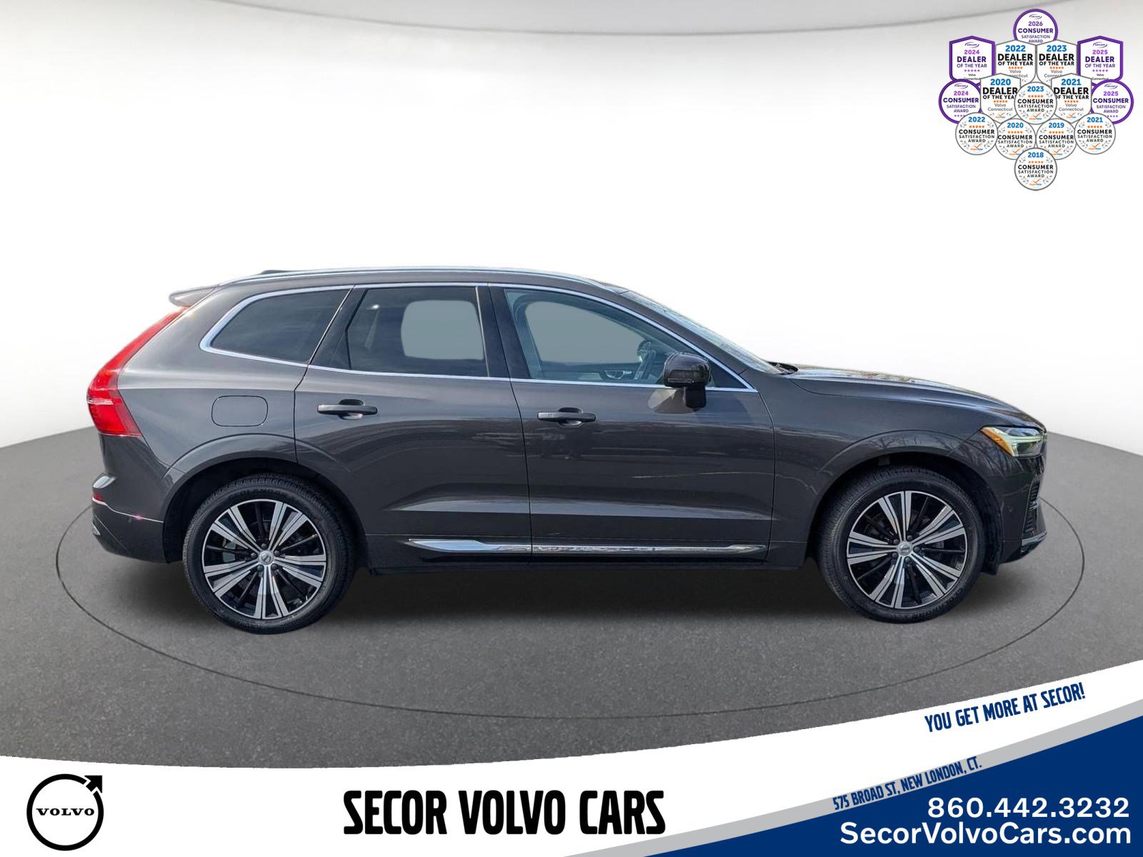 Certified 2023 Volvo XC60 B5 Plus w/ Climate Package AWD/4WD image 2