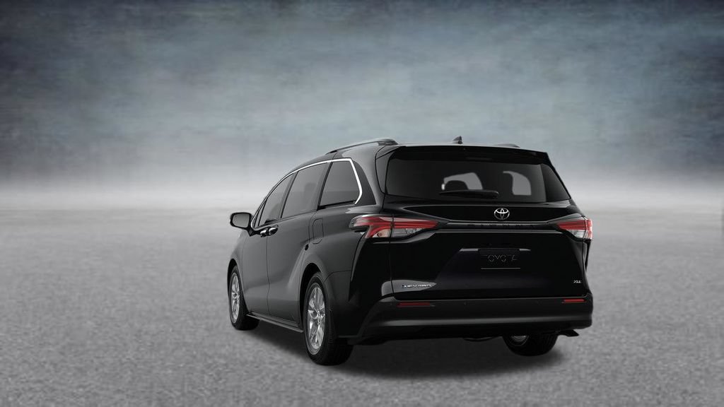 New 2026 Toyota Sienna XLE AWD/4WD image 9