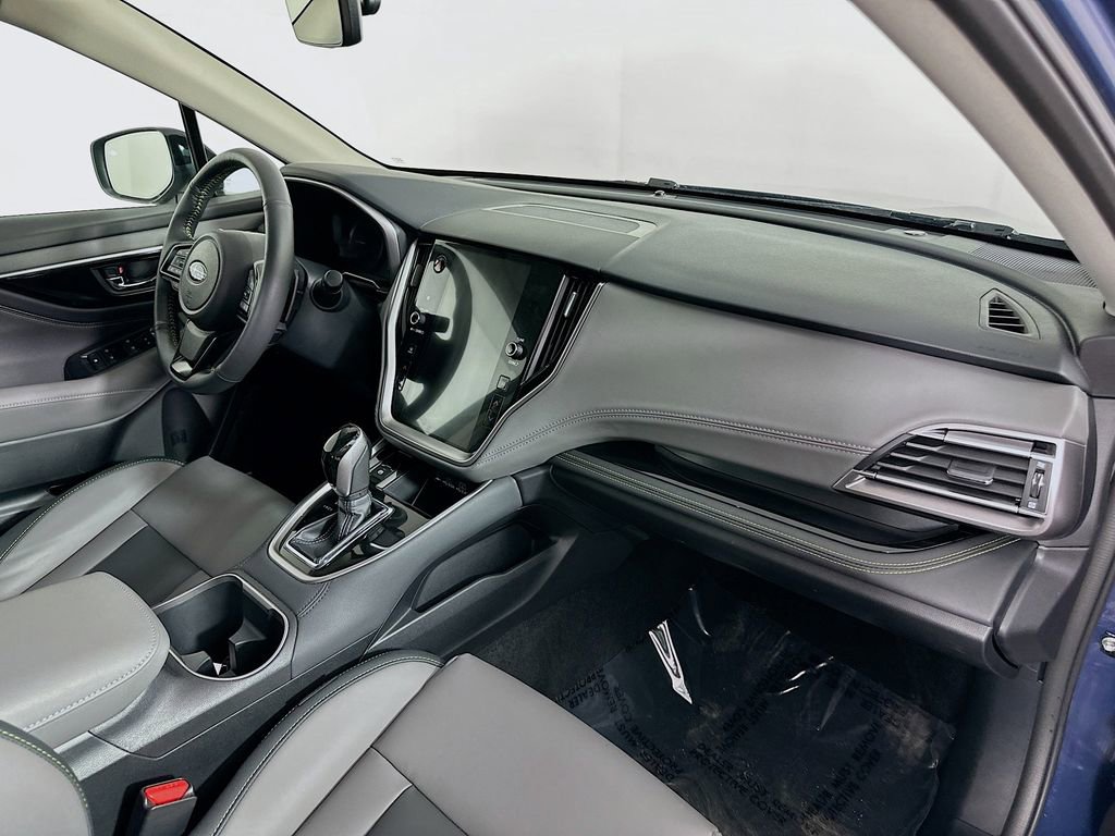 Certified 2025 Subaru Outback Onyx Edition image 37