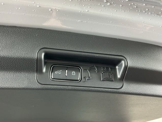 Used 2026 Ford Explorer Active w/ Active Comfort Package image 33