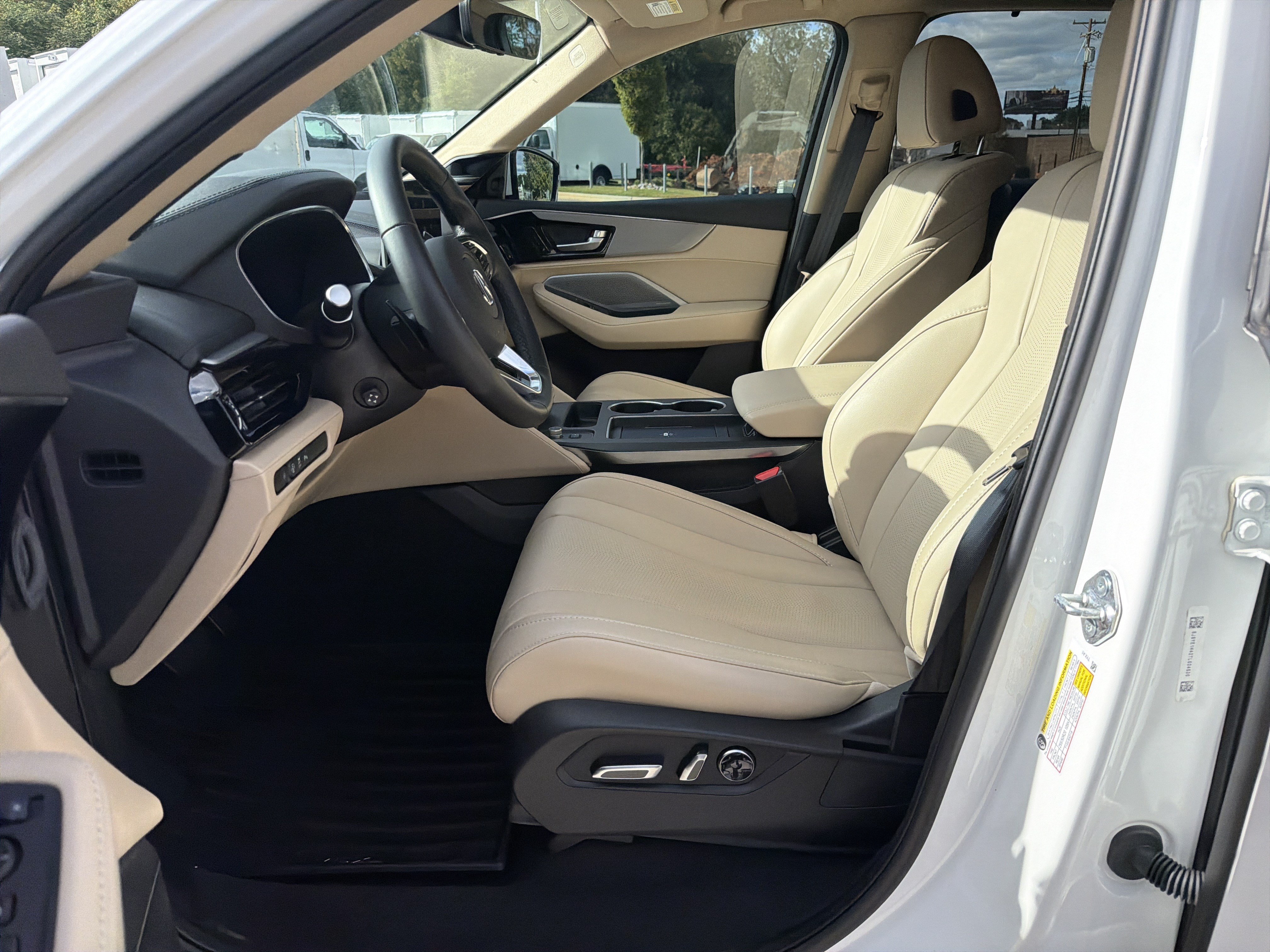 Certified 2026 Acura MDX w/ Technology Package AWD/4WD image 16