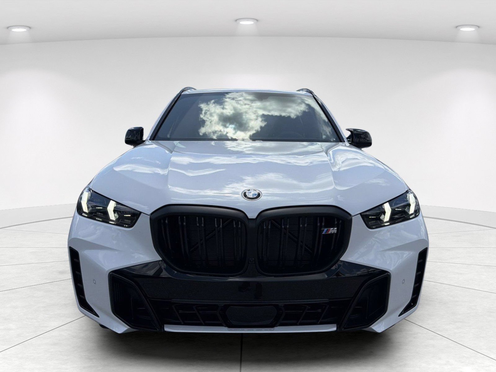 New 2026 BMW X5 M60i AWD/4WD image 2