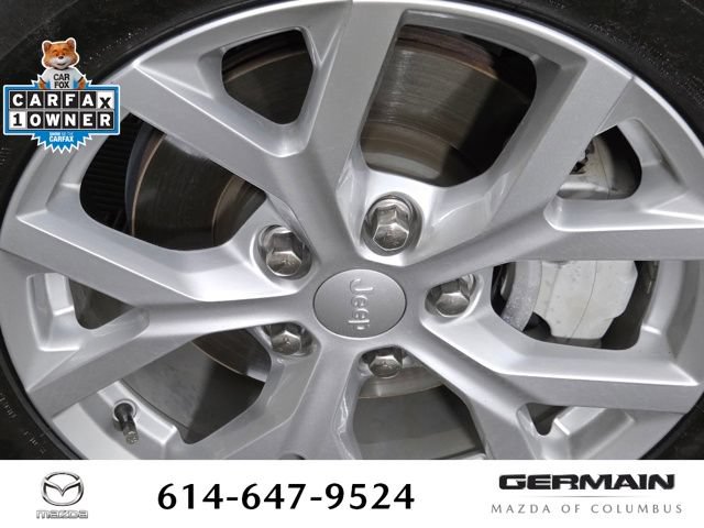 Used 2024 Jeep Grand Cherokee Limited w/ Trailer Tow Package AWD/4WD image 13
