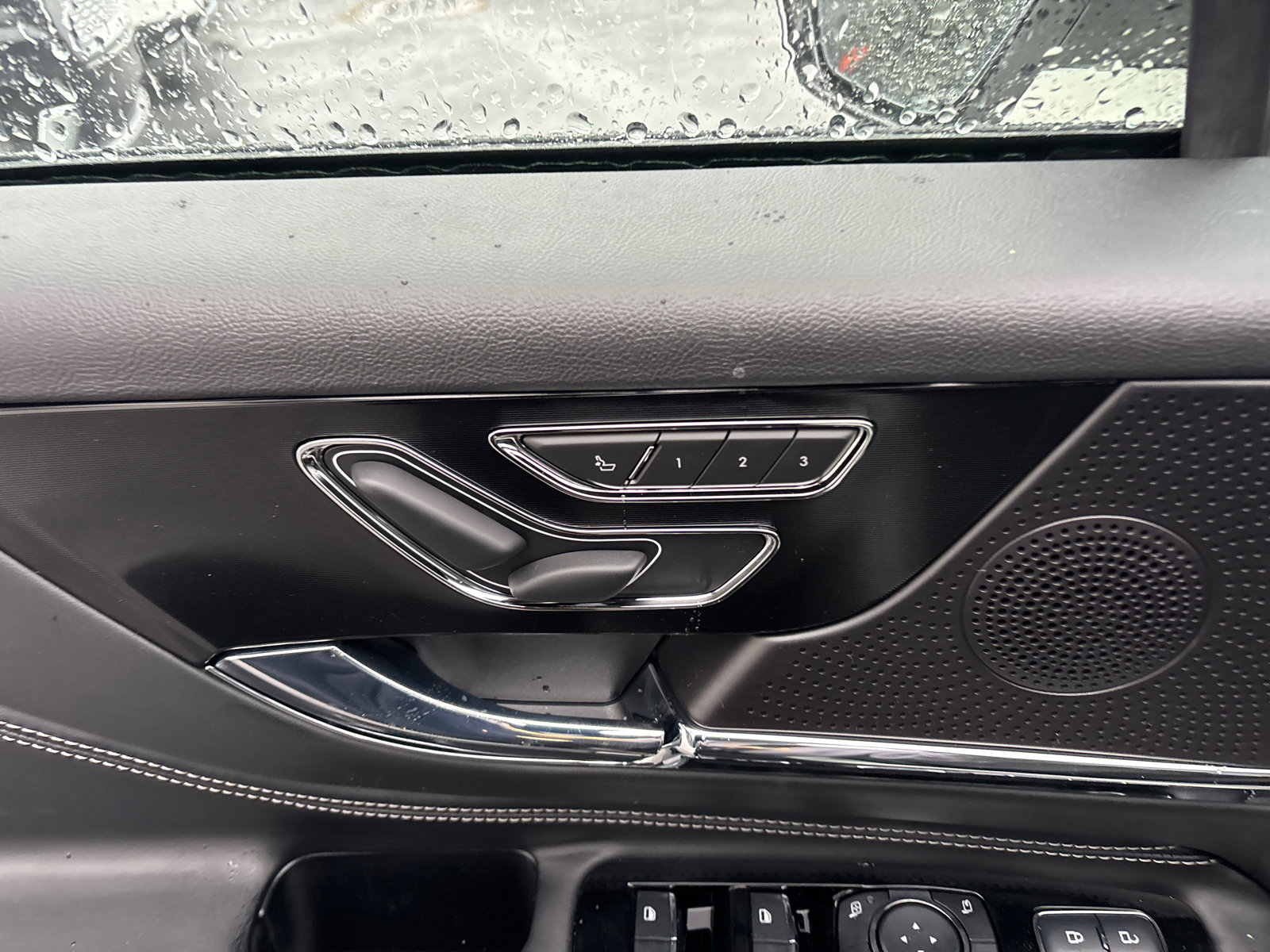 New 2026 Lincoln Corsair Grand Touring image 12