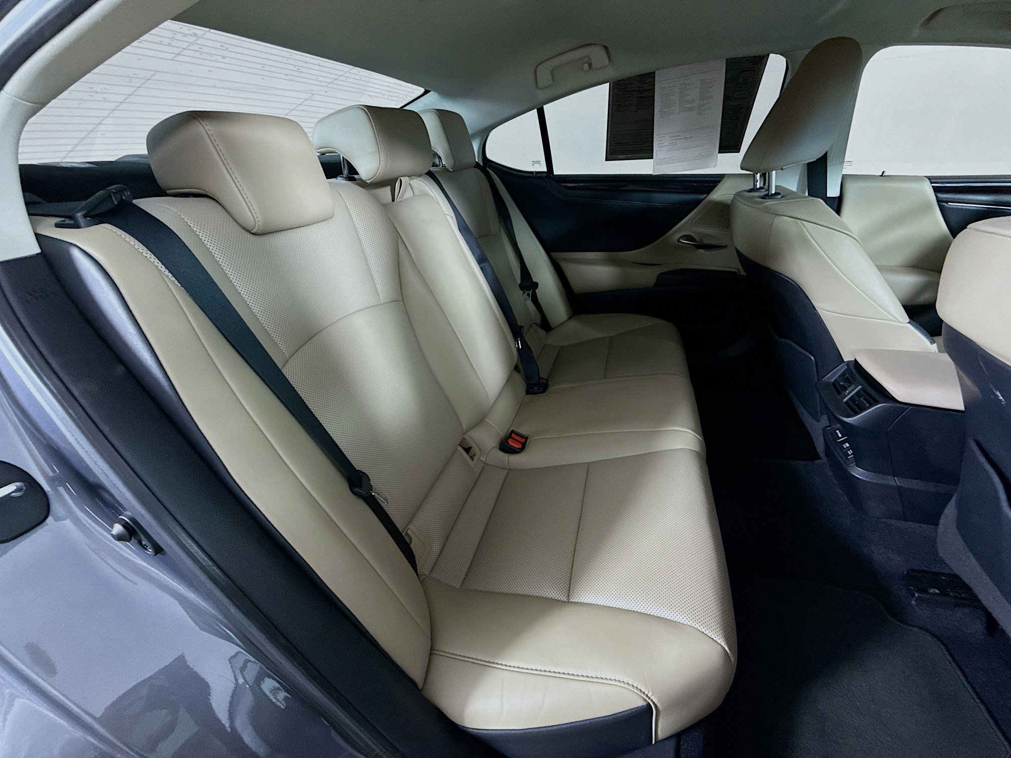 Used 2021 Lexus ES 350 w/ Premium Package image 34