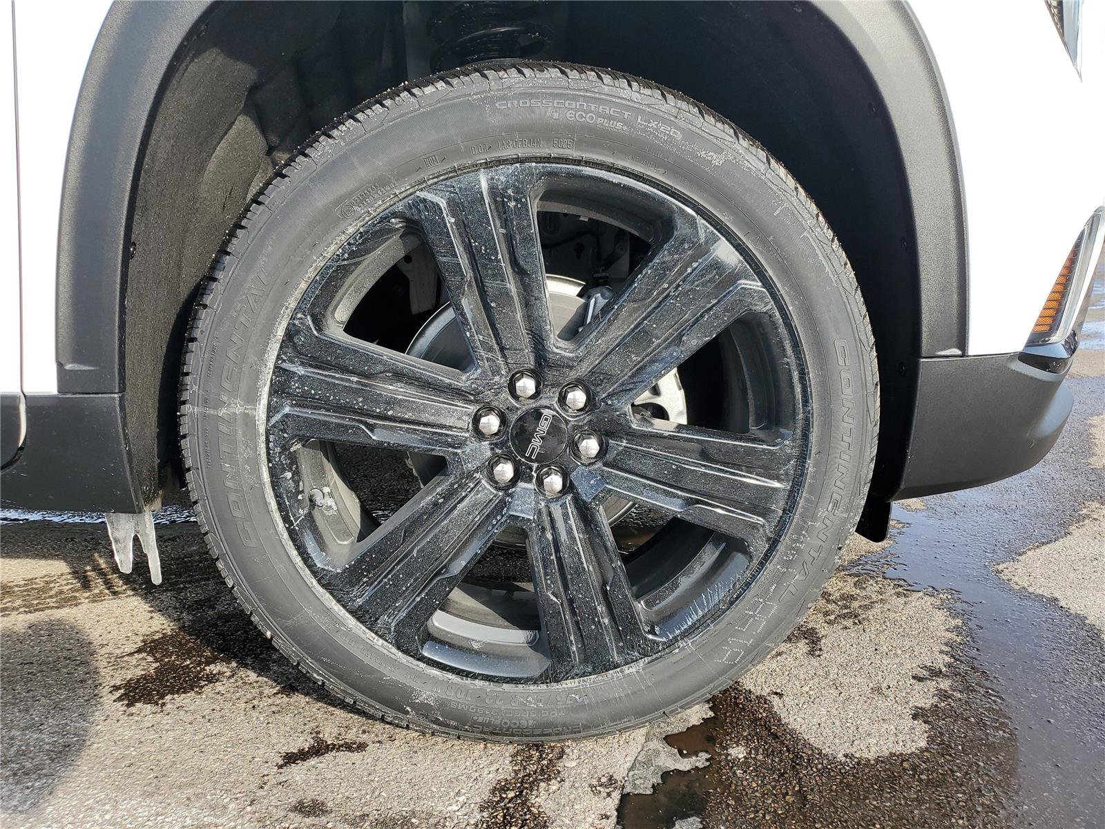 New 2026 GMC Acadia Elevation w/ Black Edition image 5