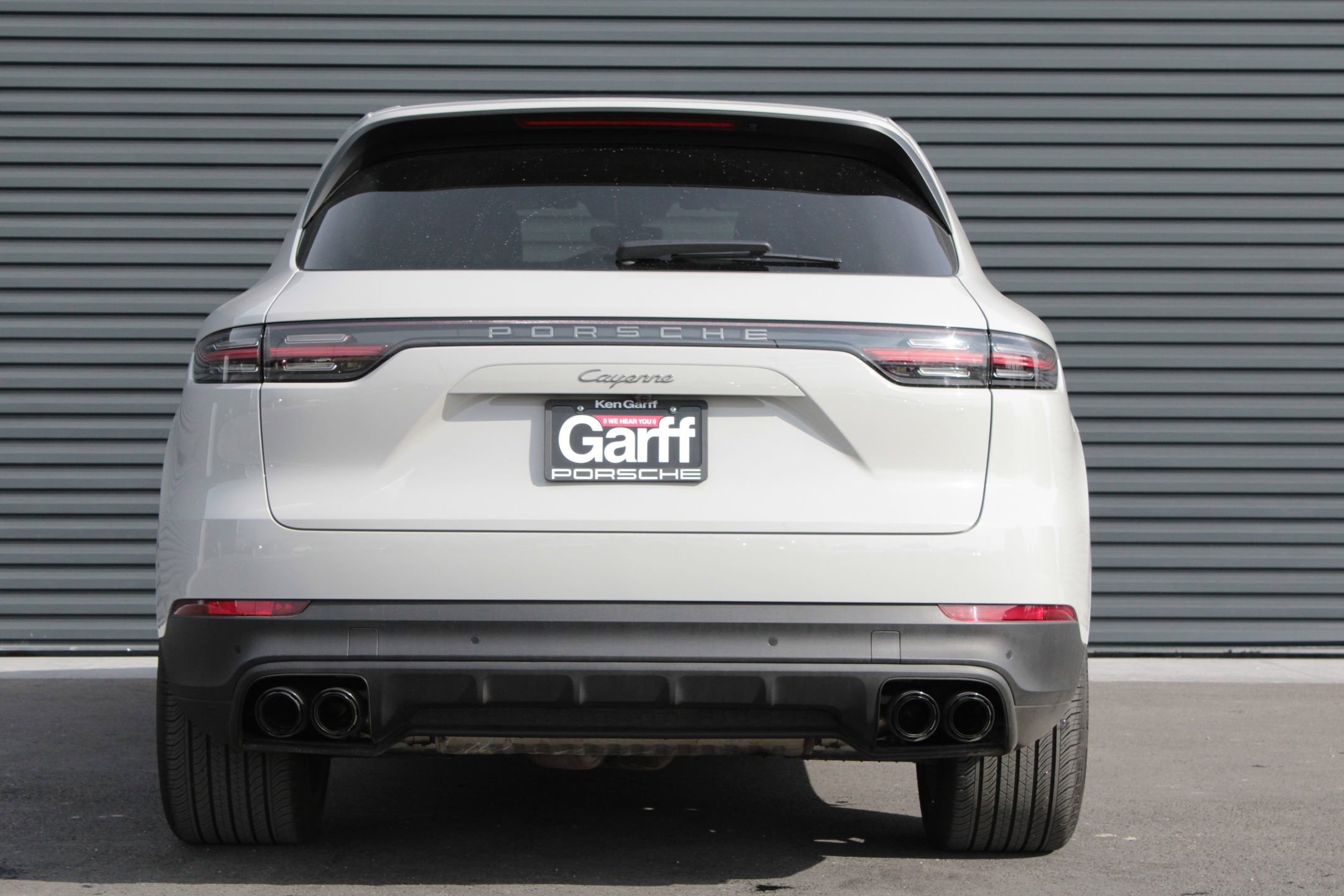 Certified 2023 Porsche Cayenne Platinum Edition image 11