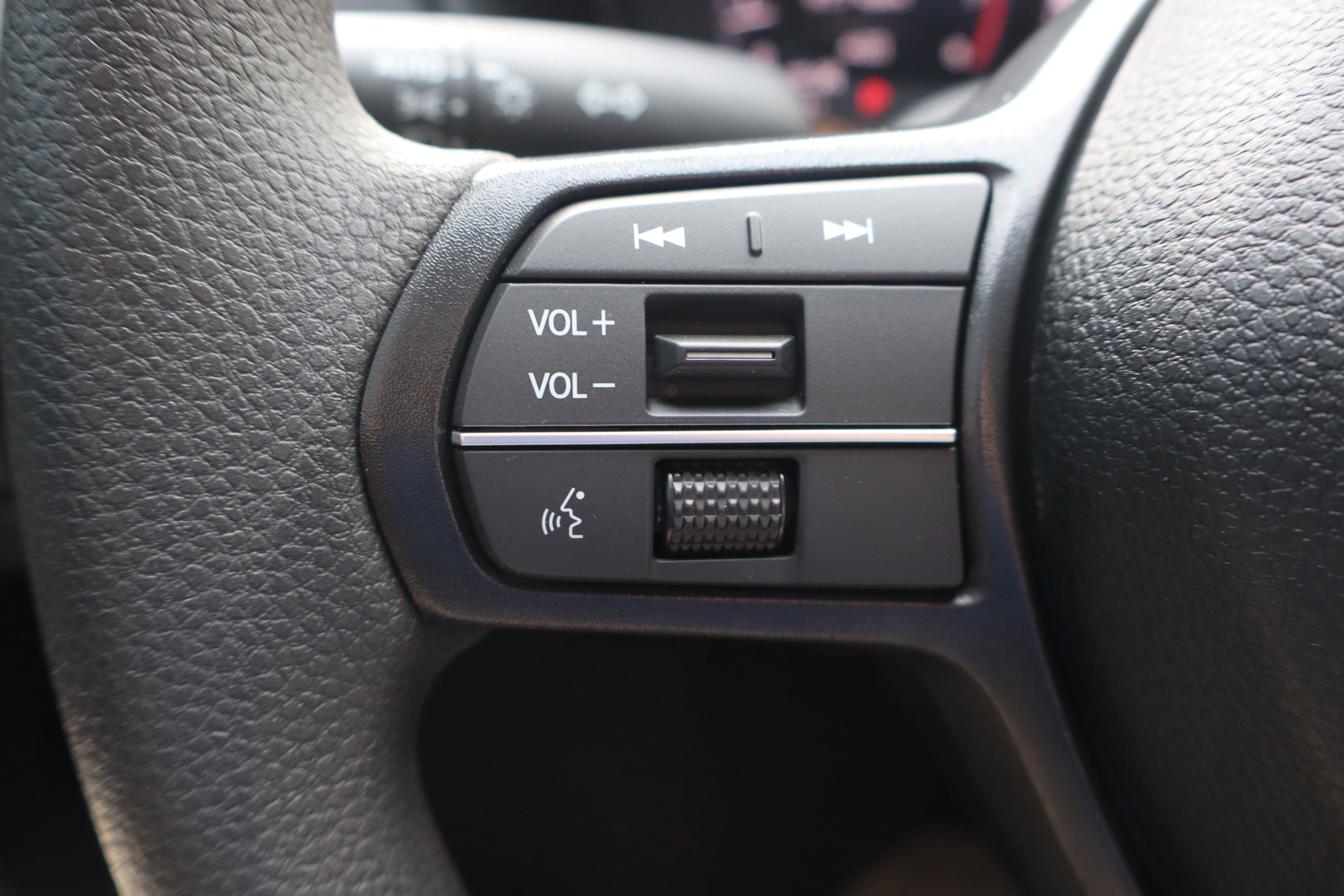 Used 2025 Honda Accord LX image 16