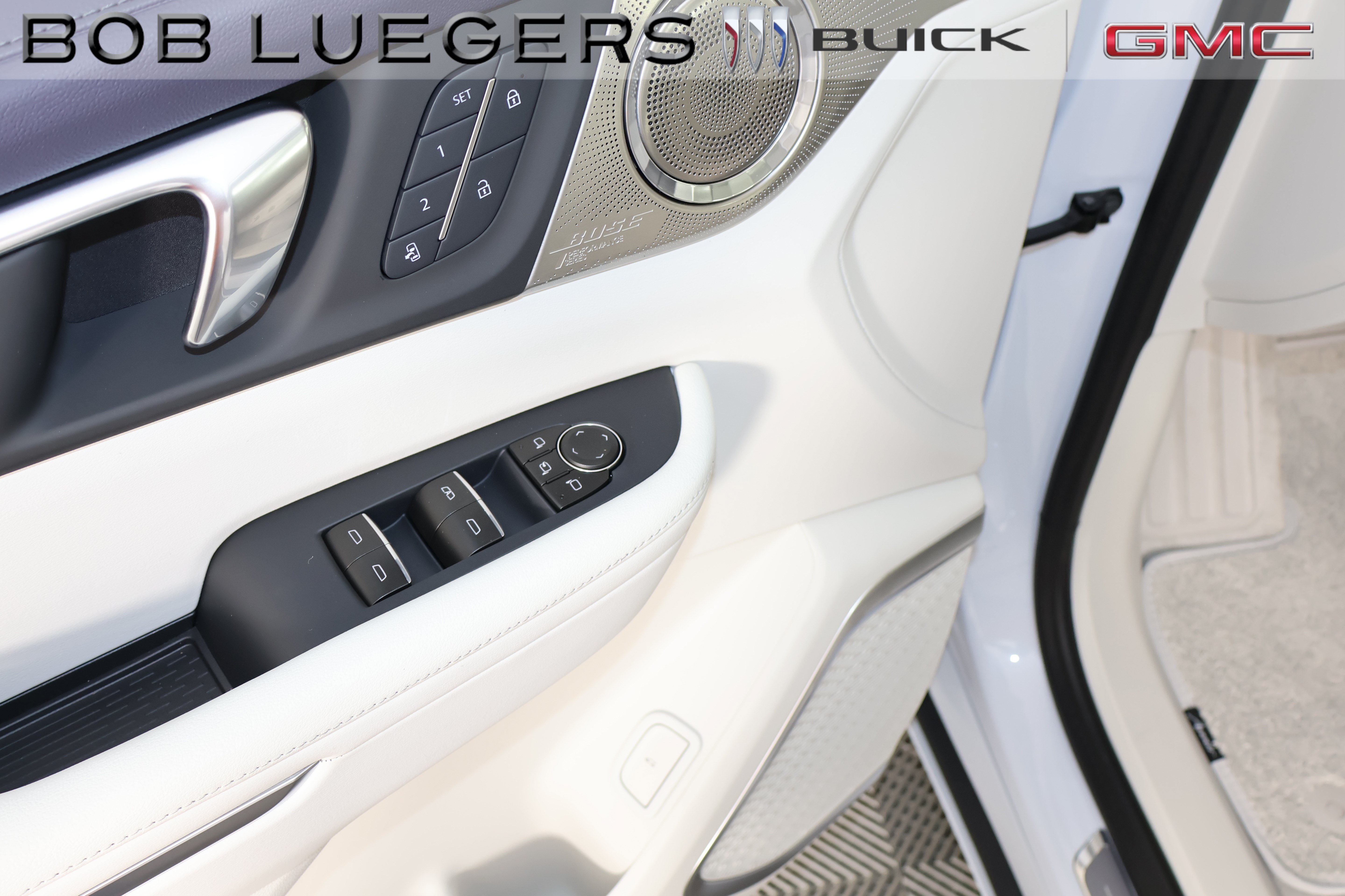 New 2027 Buick Enclave Avenir AWD/4WD image 7