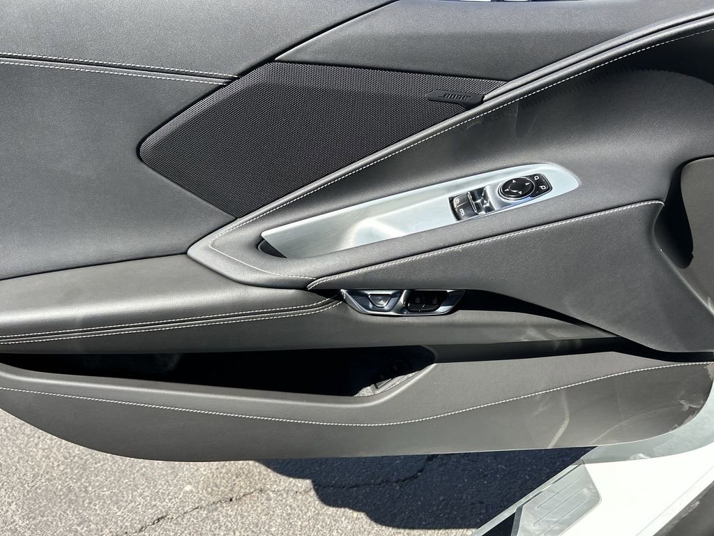 Used 2025 Chevrolet Corvette Stingray Coupe w/ 1LT RWD image 23