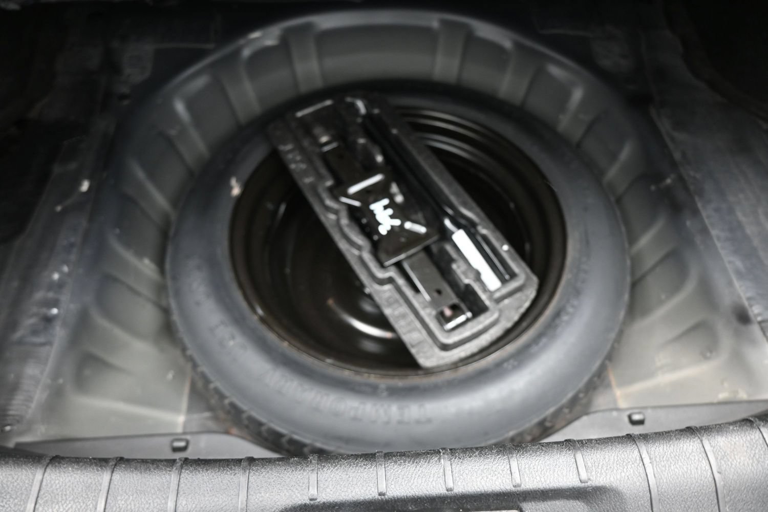 Used 2023 Nissan Maxima SV w/ Floor Mat Group FWD image 14