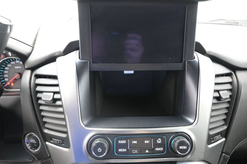 Used 2015 Chevrolet Suburban LTZ AWD/4WD image 24