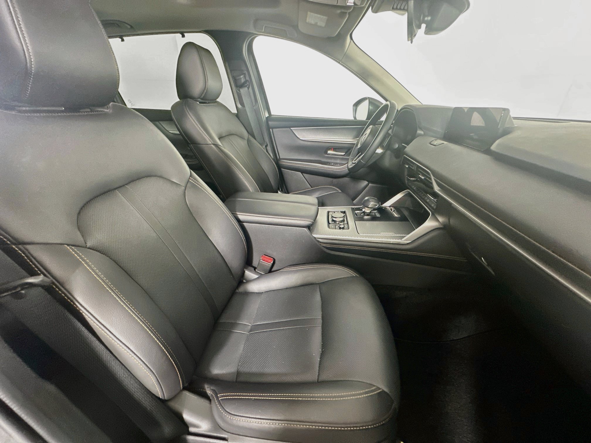Used 2024 MAZDA CX-90 Plug-In Hybrid w/ Preferred AWD/4WD image 33