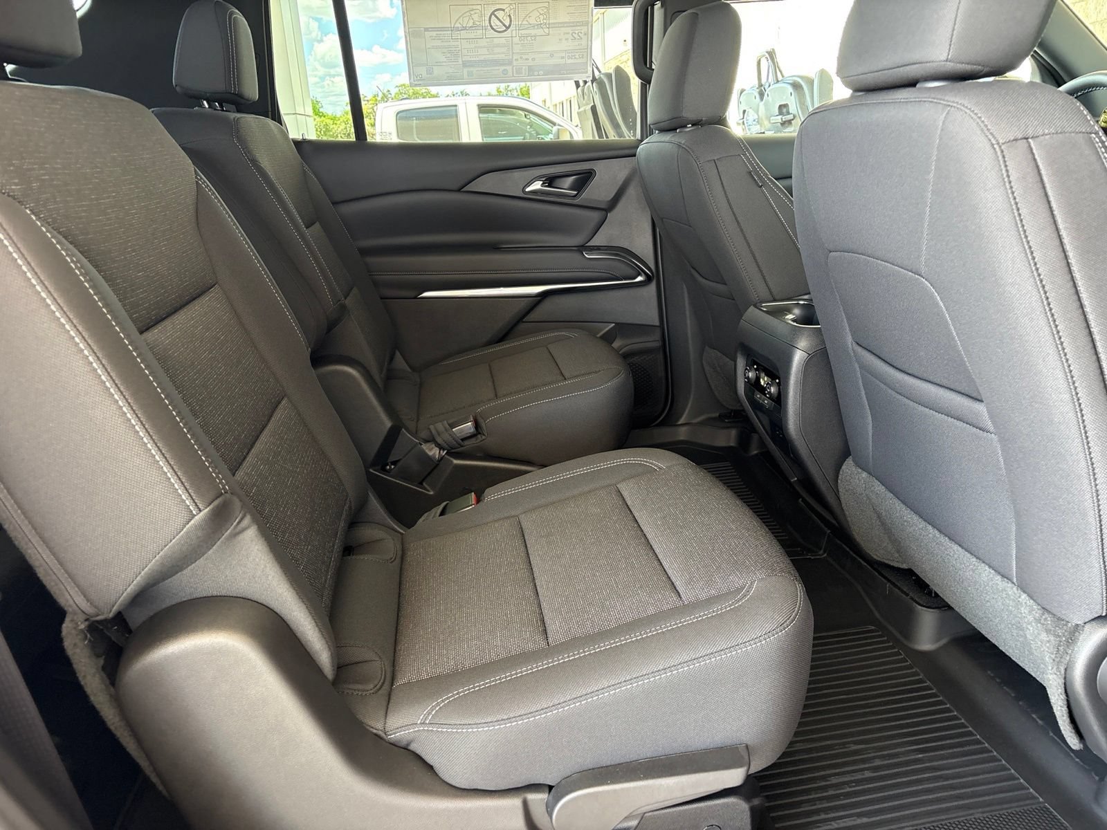 New 2026 Chevrolet Traverse LT w/ Midnight/Sport Edition FWD image 20