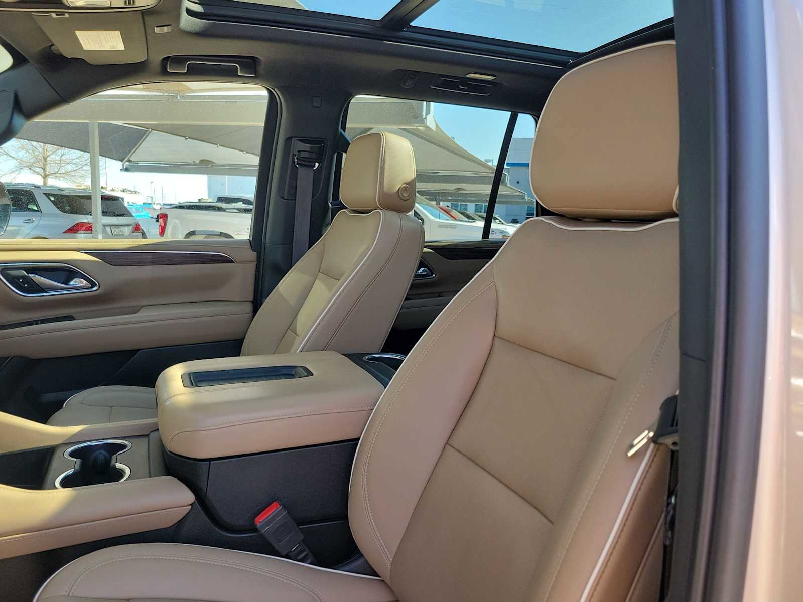 Used 2023 Chevrolet Tahoe Premier image 7