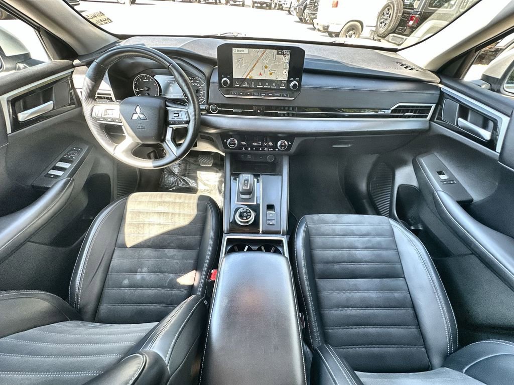 Used 2024 Mitsubishi Outlander SE Black Edition AWD/4WD image 20