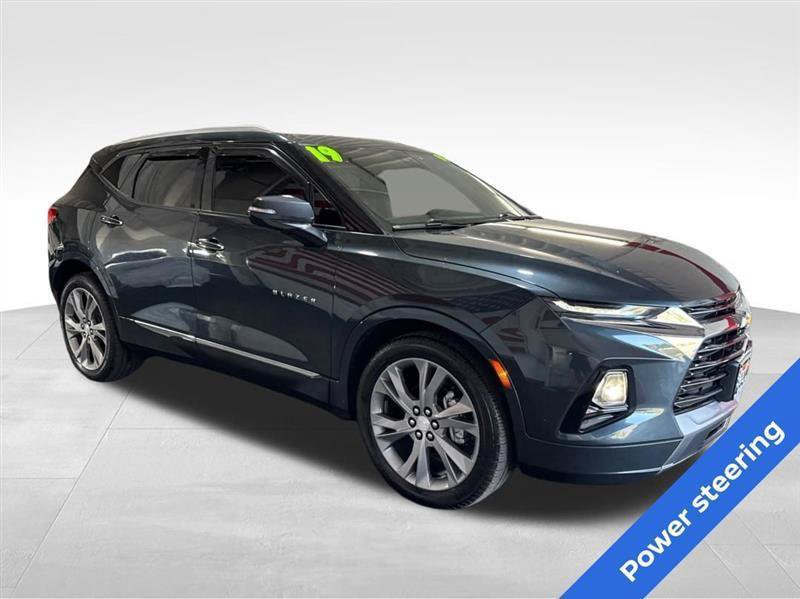 Used 2019 Chevrolet Blazer Premier w/ Sun and Wheels Package AWD/4WD image 3