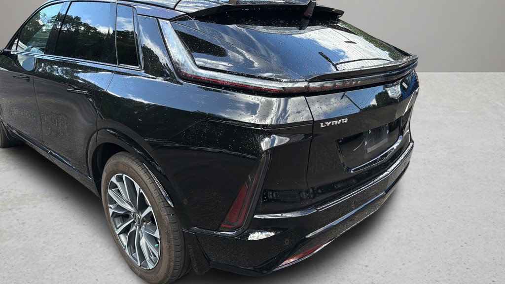 Certified 2024 Cadillac Lyriq Sport AWD/4WD image 12