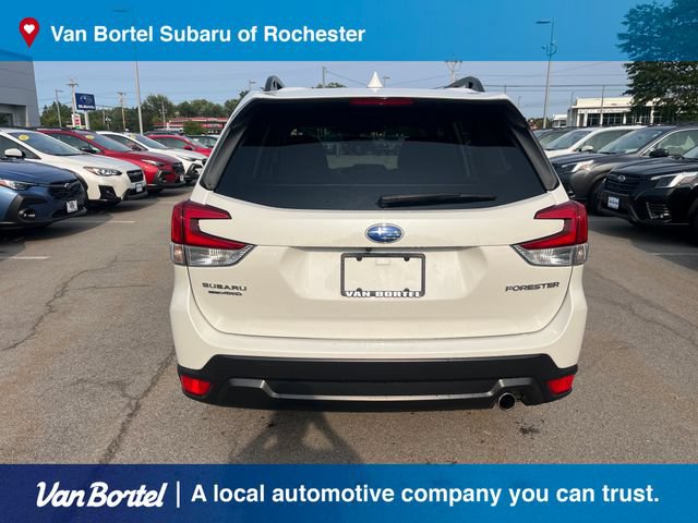 Used 2023 Subaru Forester Limited AWD/4WD image 4
