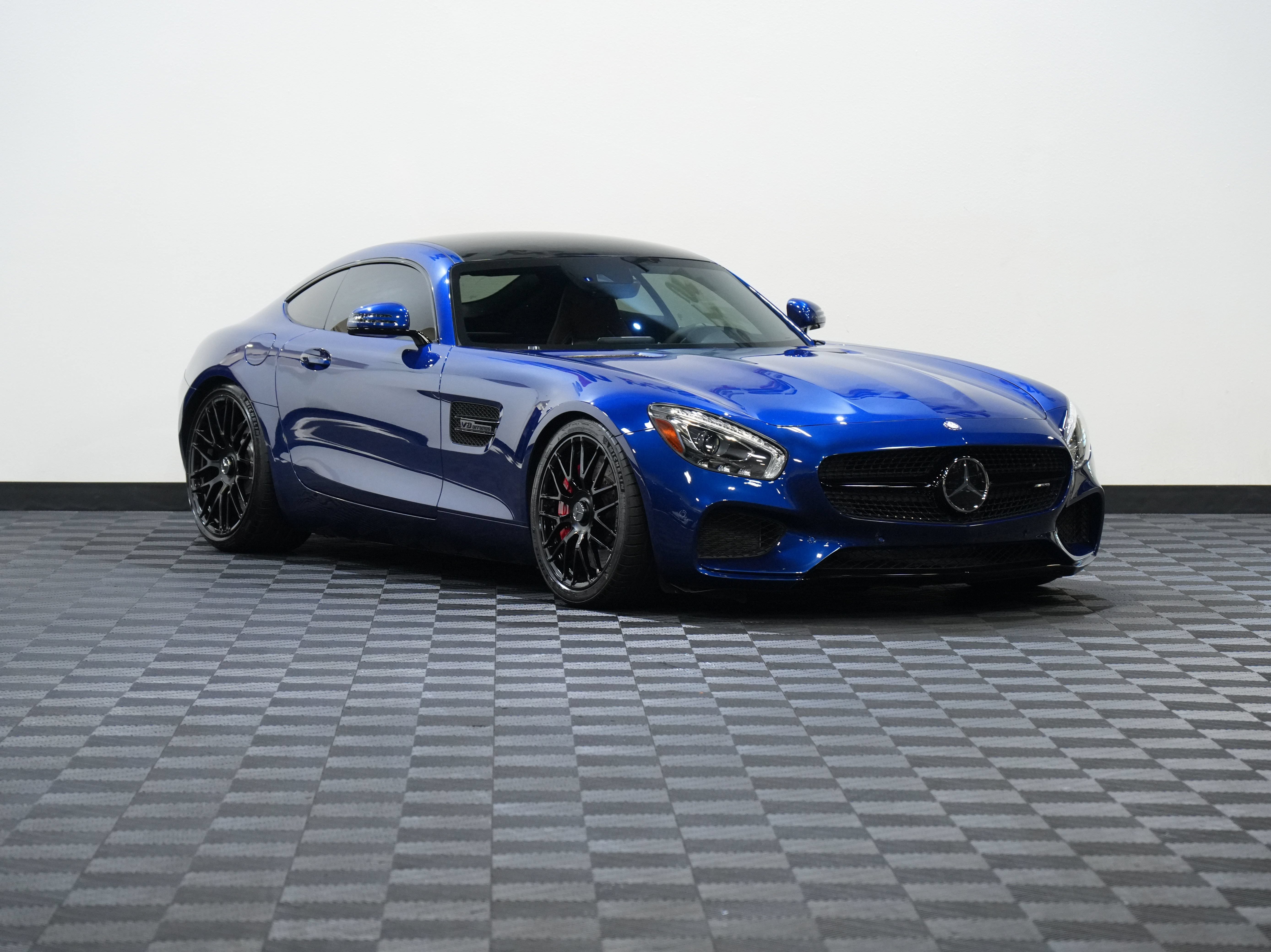 Used 2016 Mercedes-Benz AMG GT S image 5